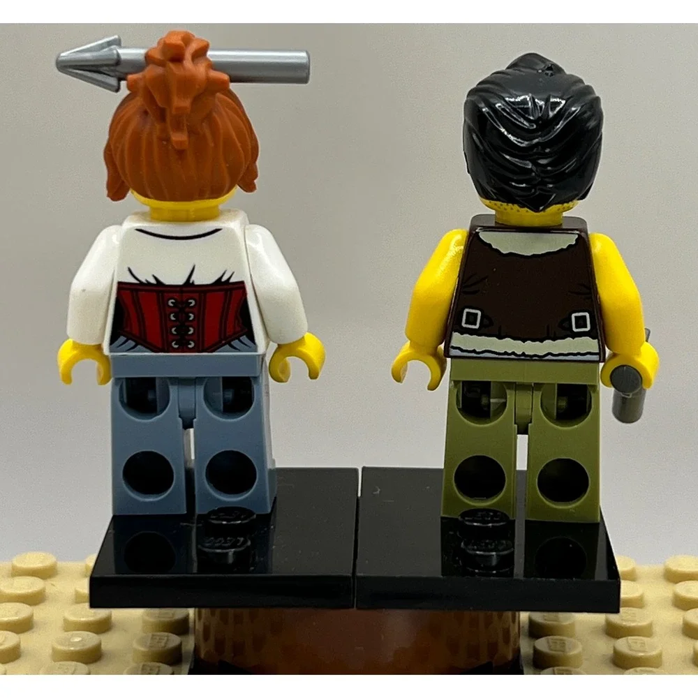 LEGO Monster Fighters The Ghost Train & 2 figs 9467 Glow in the Dark 2012